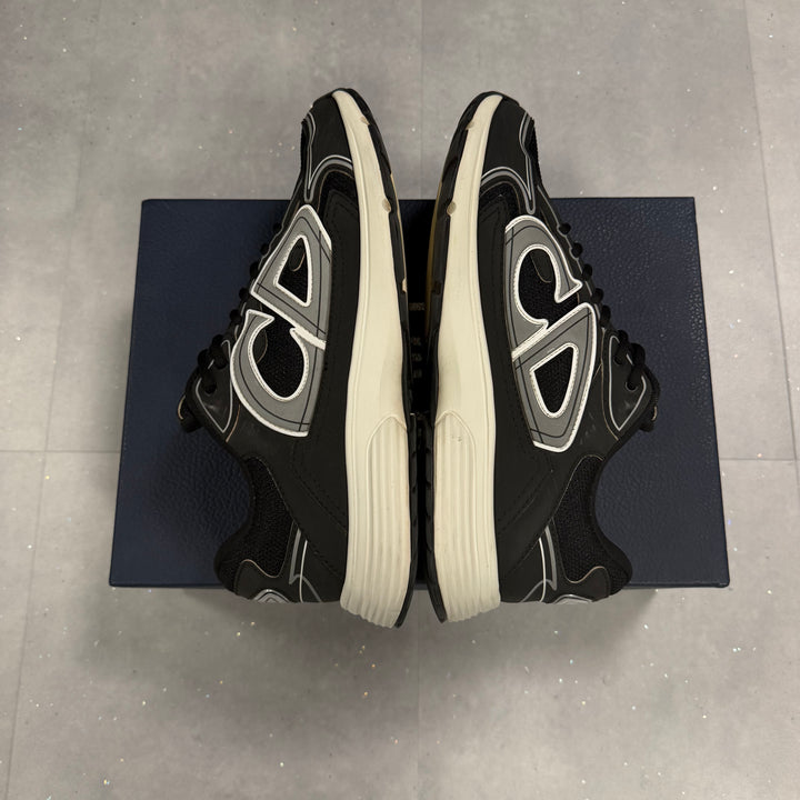 Dior B30 Black & White ( UK9 )