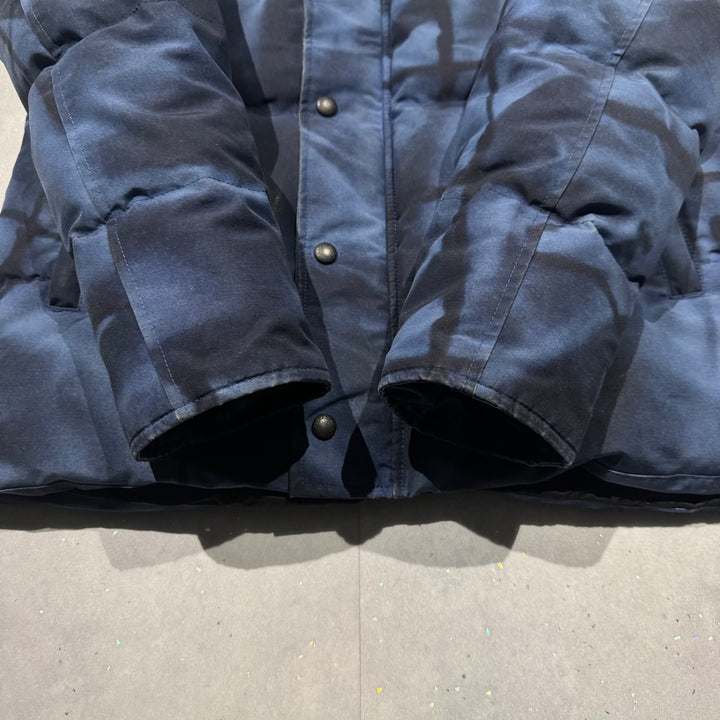 Wyndham Parka Blue Abstract Camo - 8.5/10 ( M )