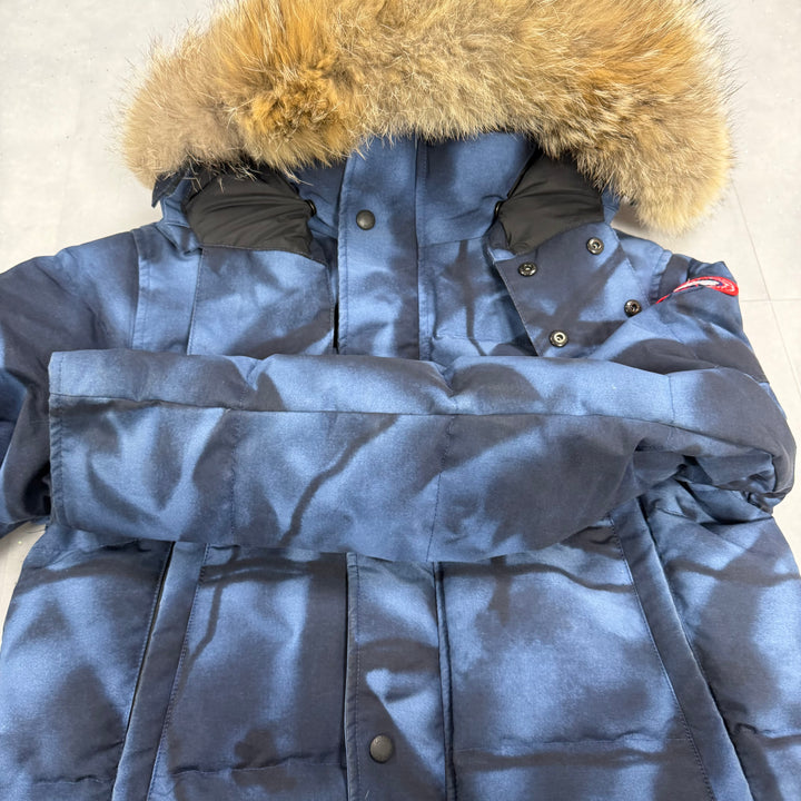 Wyndham Parka Blue Abstract ( M )