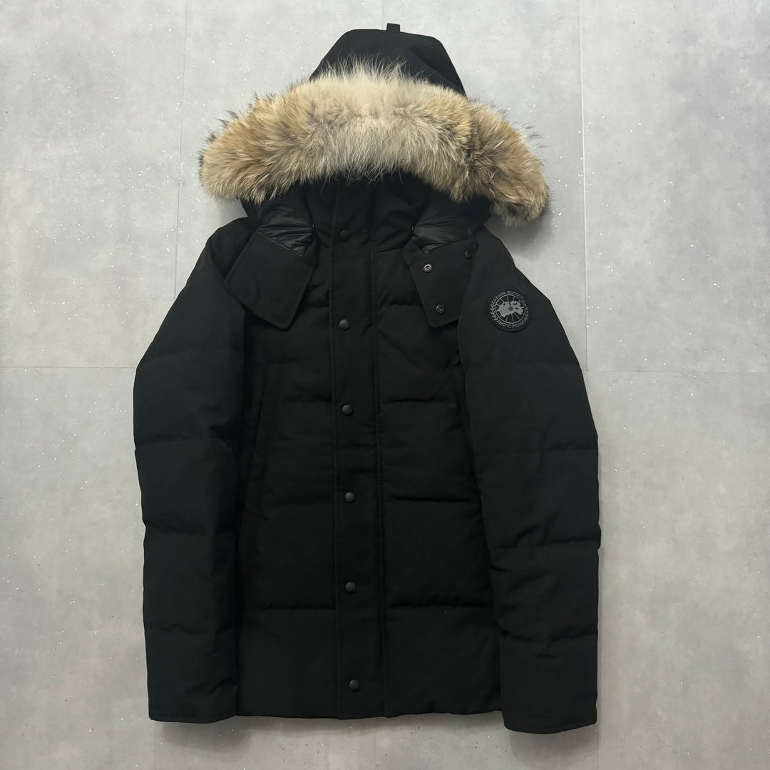 Wyndham Parka Black - 9.5/10