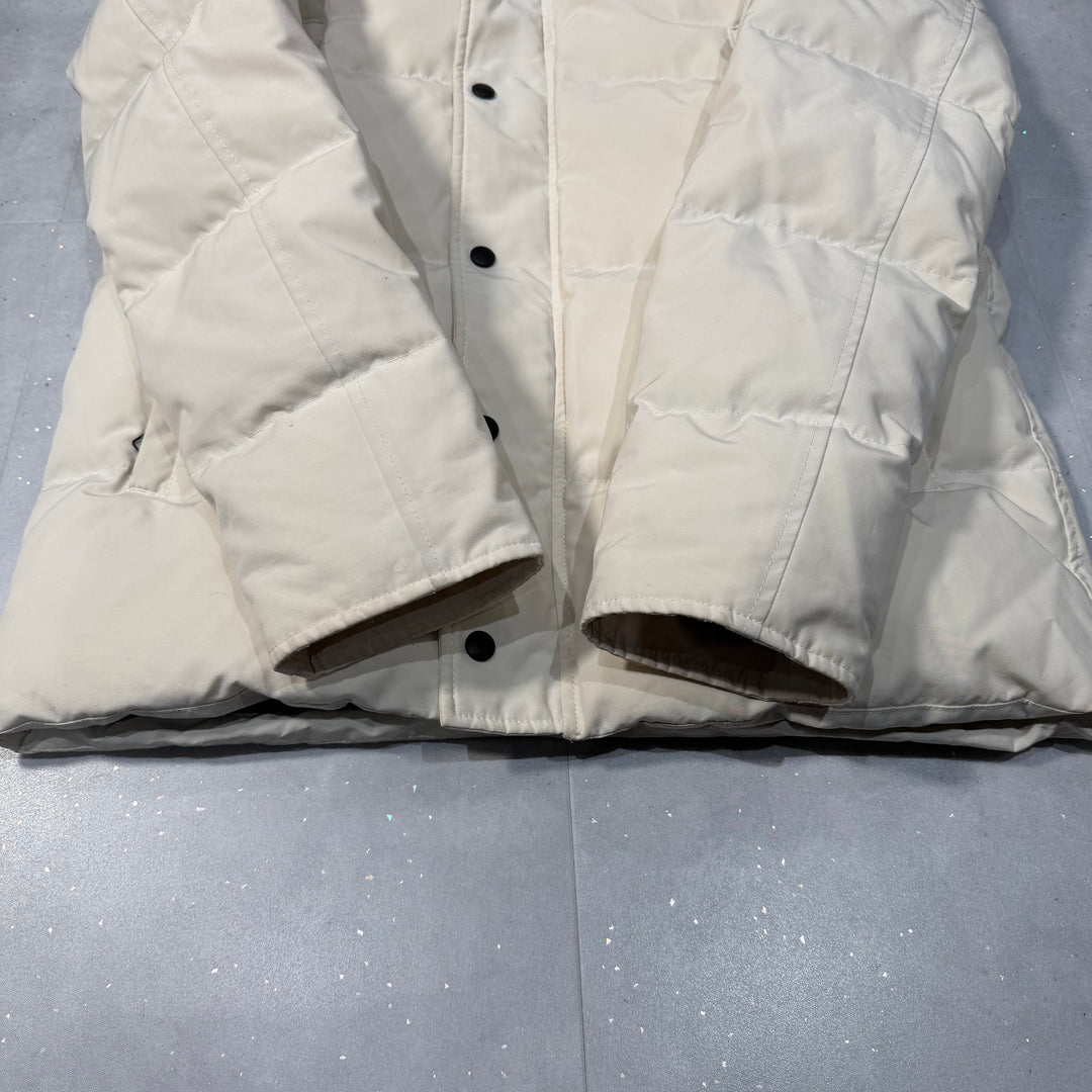 Wyndham Parka White ( M )