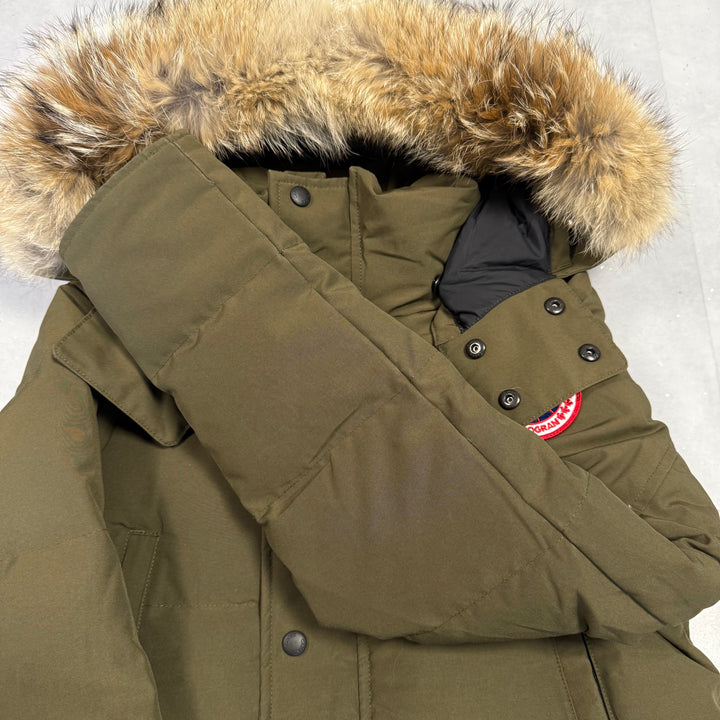 Wyndham Parka Military Green ( S )