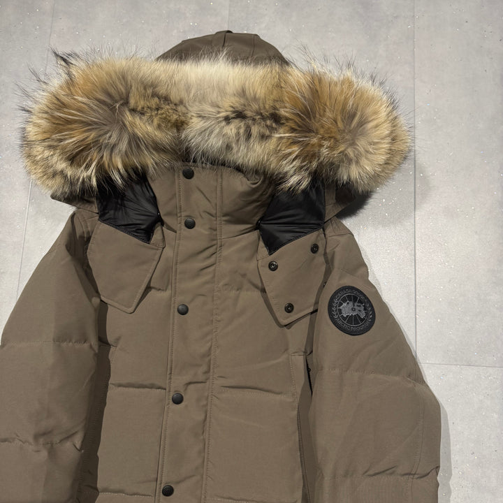 Wyndham Parka Quicksand - 9.5/10 ( S )