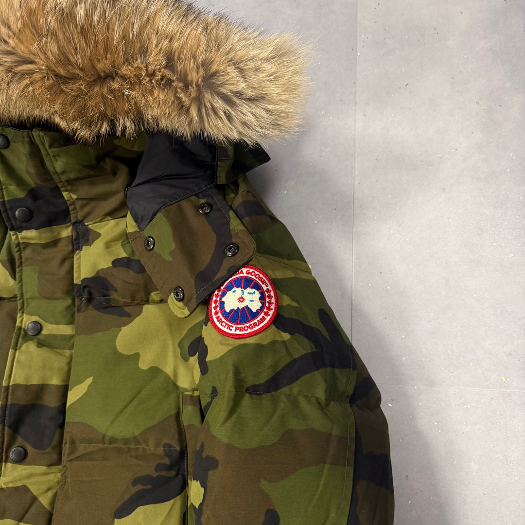 Wyndham Parka Green Camo ( M )