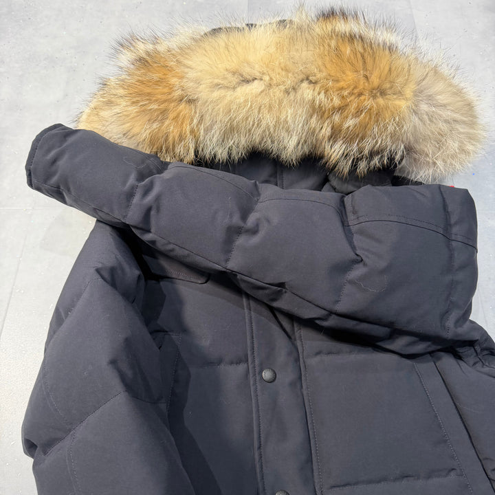 Wyndham Parka Navy ( M )