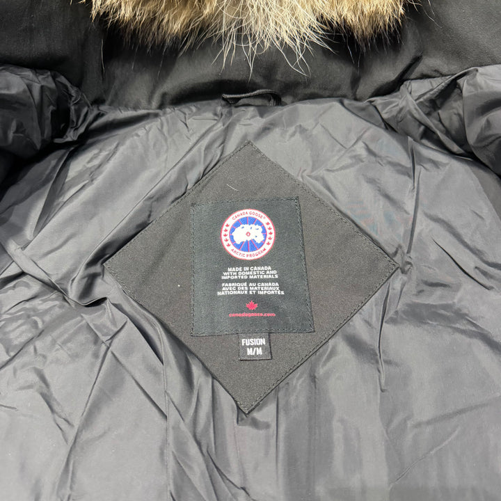 Wyndham Parka Black ( M )