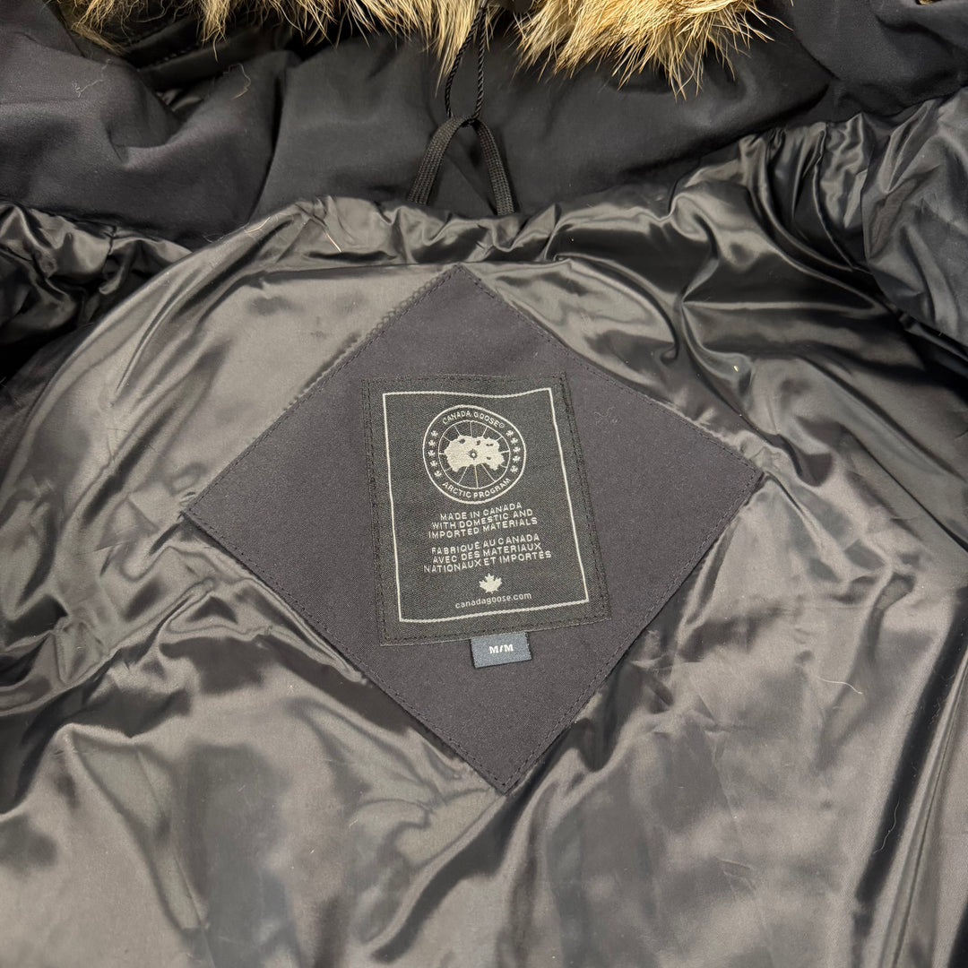 Wyndham Parka Navy ( M )