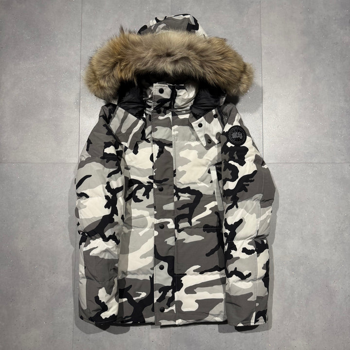 Wyndham Parka Snow Camo - 9.5/10 ( S )