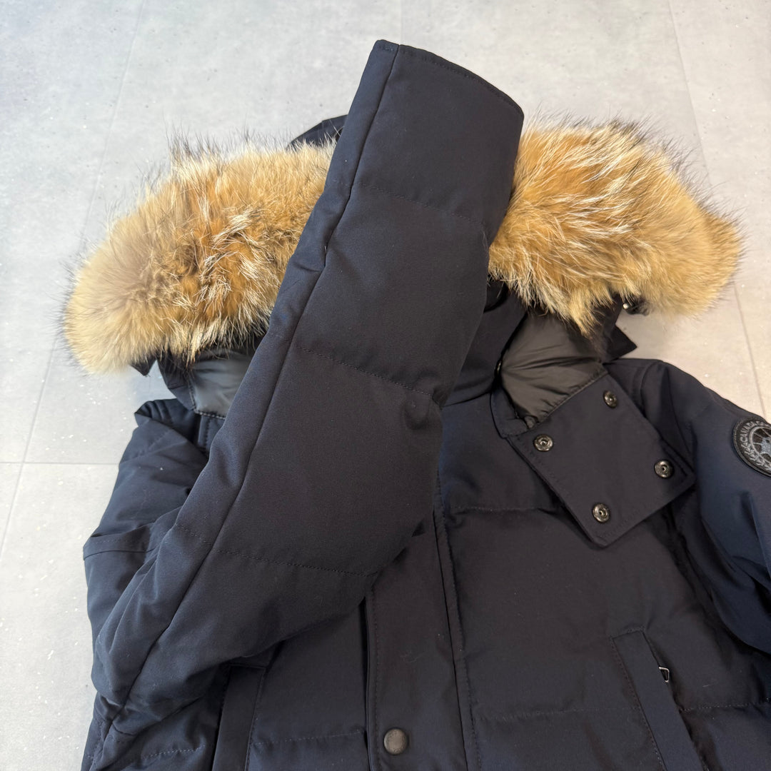 Wyndham Parka Navy ( XS ) BNWT