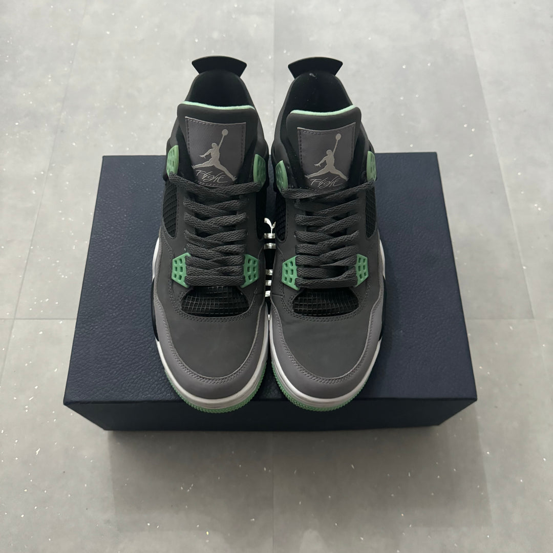 Jordan 4 Green Glow - 9/10