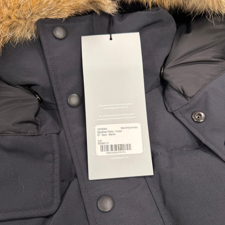 Wyndham Parka Navy ( S )