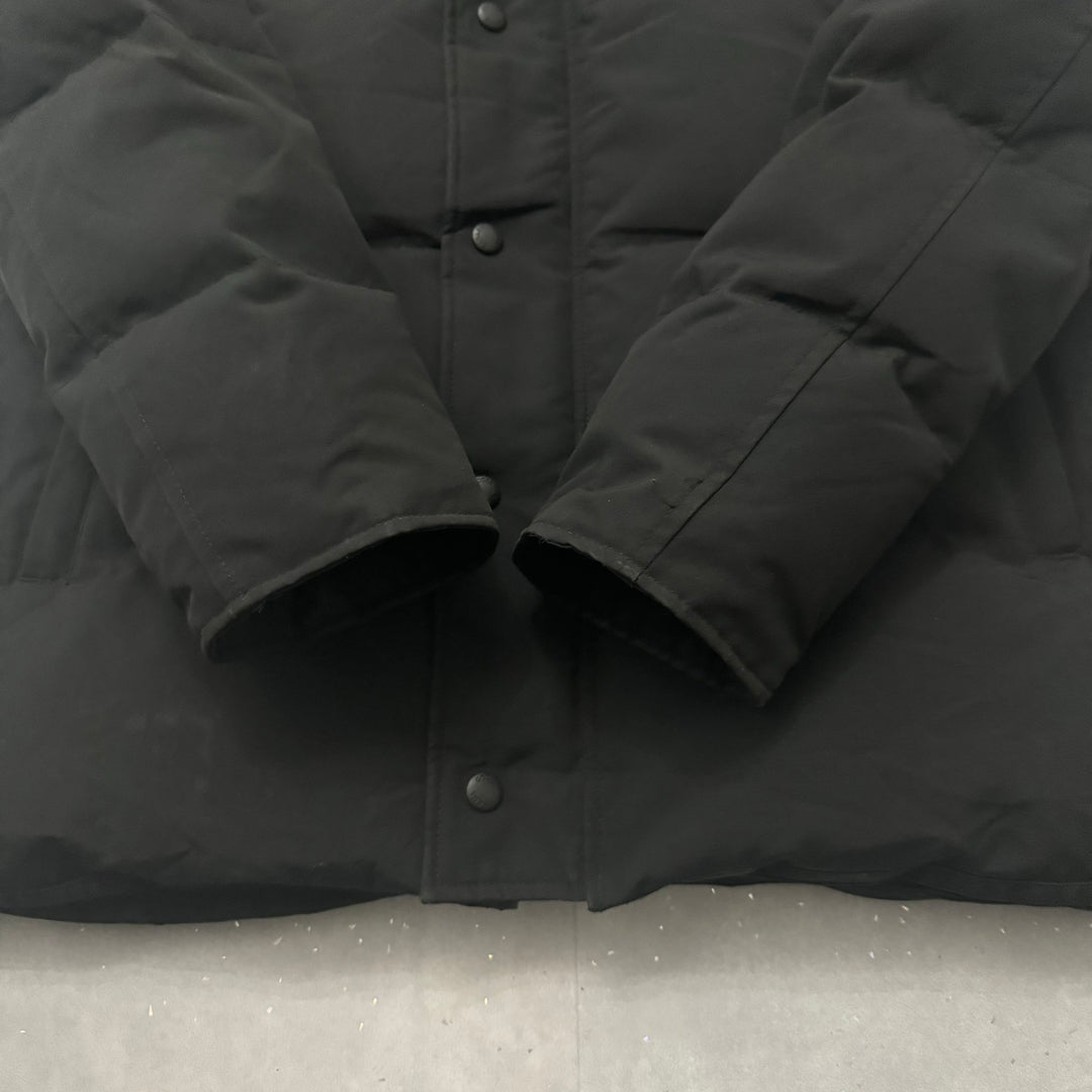 Wyndham Parka Black - 9/10