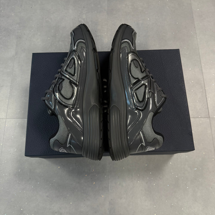 Dior B30 Grey ( UK8 )