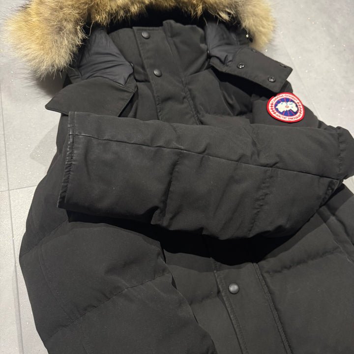 Wyndham Parka Black - 8.5/10 ( M )