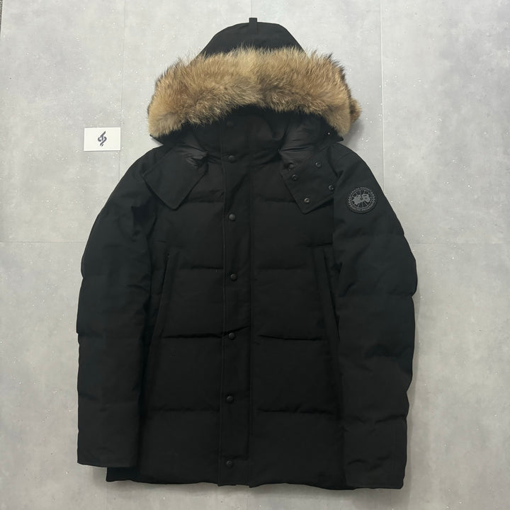 Wyndham Parka Black - 9/10