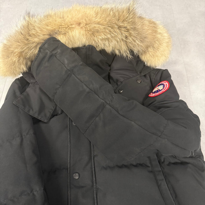 Wyndham Parka Black ( XL )