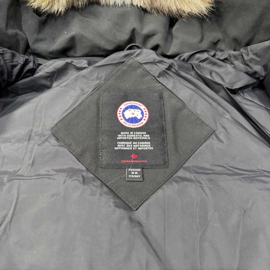 Wyndham Parka Black ( M )