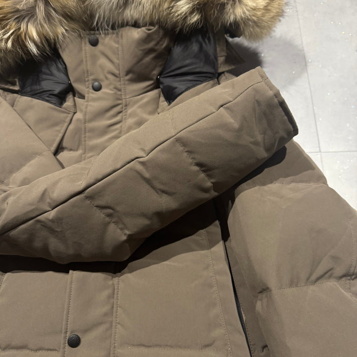 Wyndham Parka Quicksand - 9.5/10 ( S )