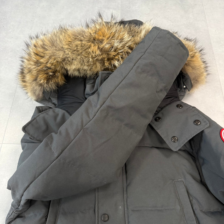 Wyndham Parka Graphite ( S )