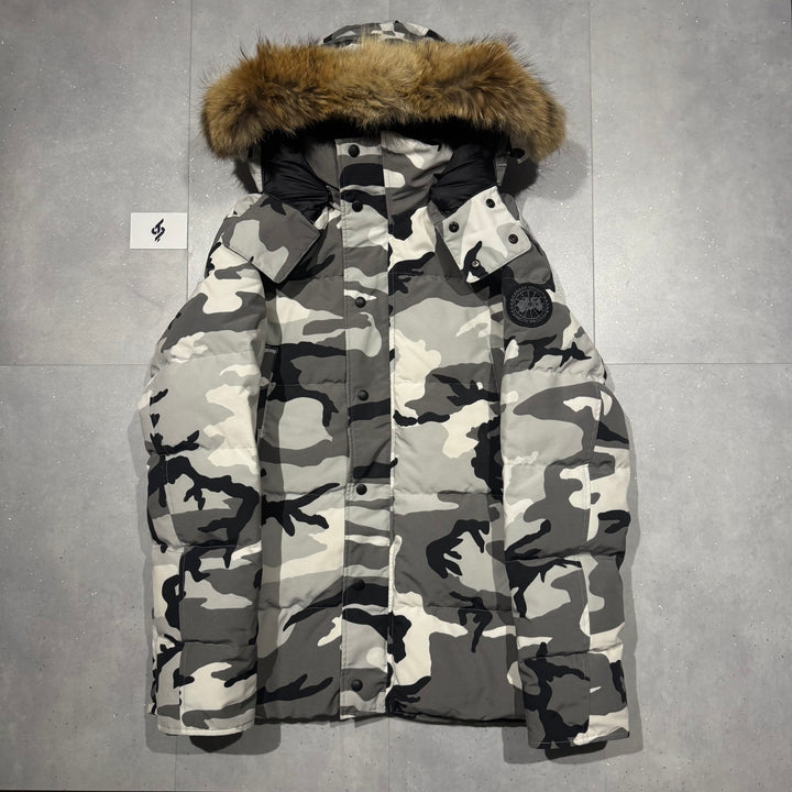 Wyndham Parka Snow Camo - 9.5/10 ( XL )