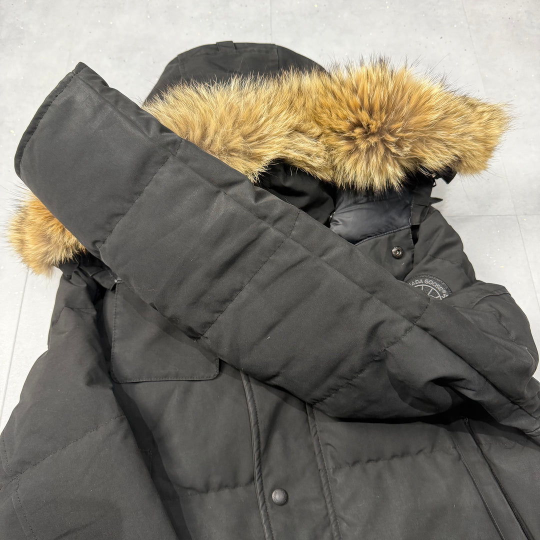 Wyndham Parka Black ( L )