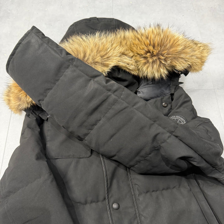 Wyndham Parka Black ( L )