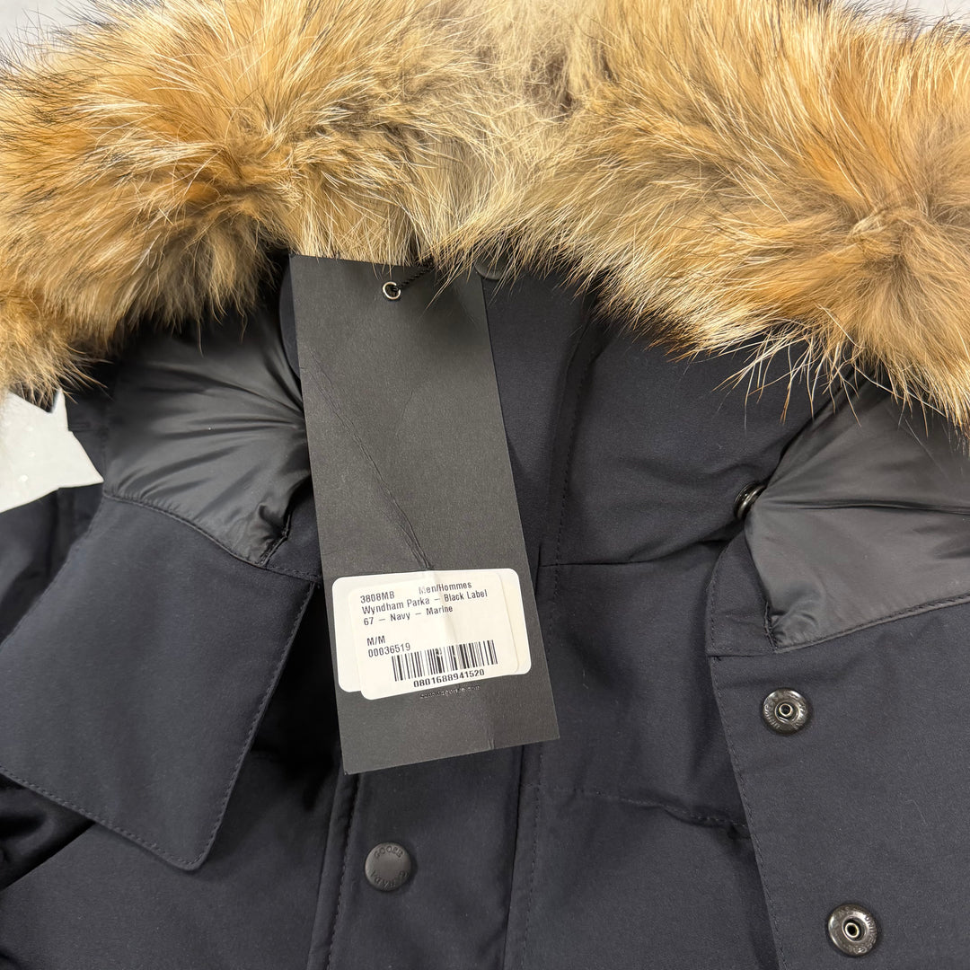 Wyndham Parka Navy ( M )