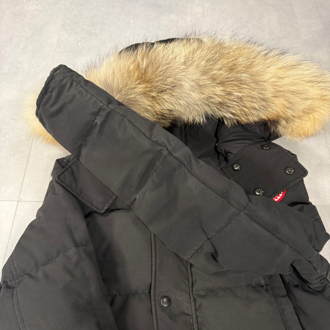Wyndham Parka Black ( M )