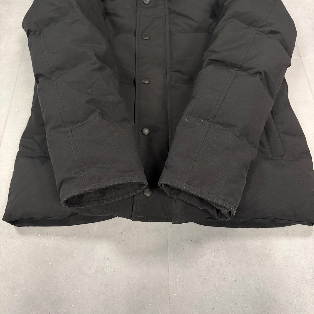 Wyndham Parka Black ( S )