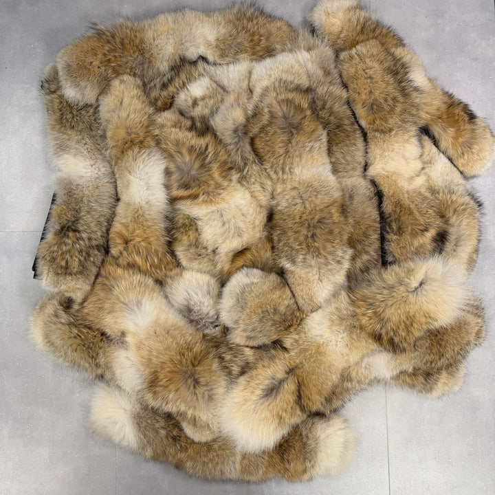 Canada Goose Coyote Fur Trim ( OLD Season )