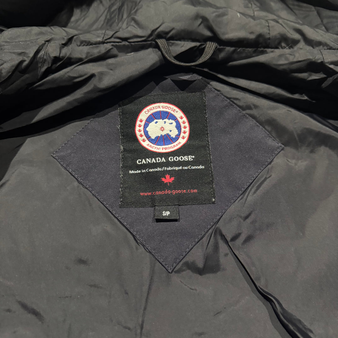 Shelborune Parka Navy - 8.5/10 ( S )