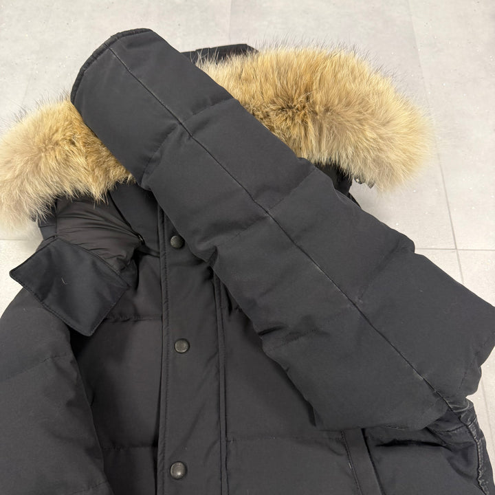 Wyndham Parka Navy ( M )