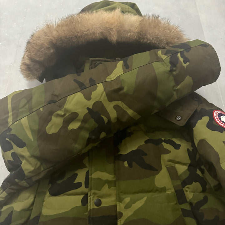 Wyndham Parka Green Camo - 9/10 ( M )