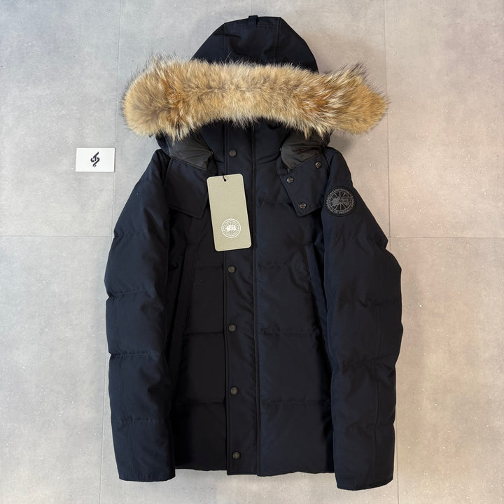 Wyndham Parka Navy ( XS ) BNWT