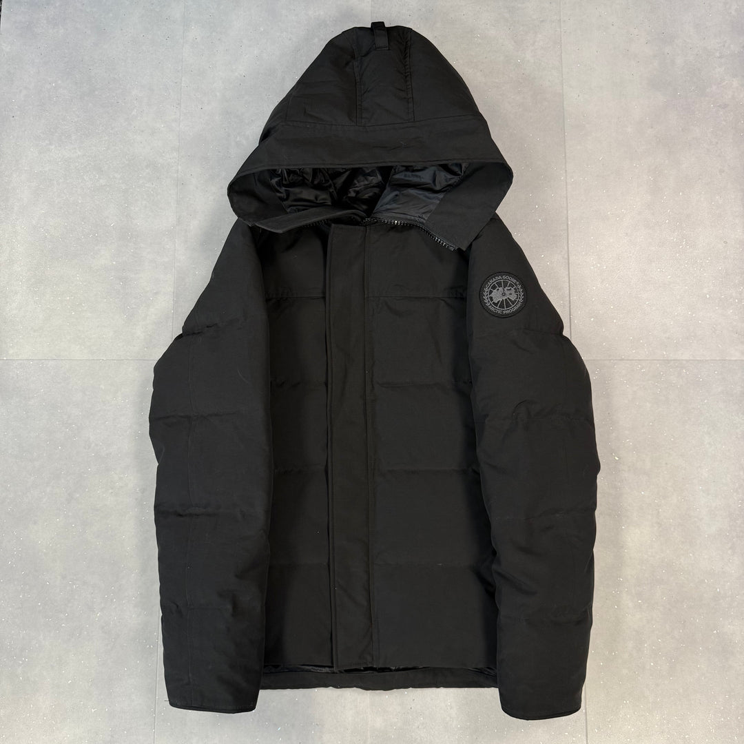 Mac Millan Black ( M )