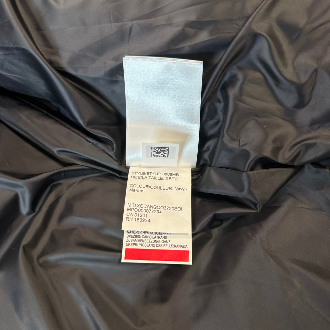 Wyndham Parka Navy ( XS ) BNWT