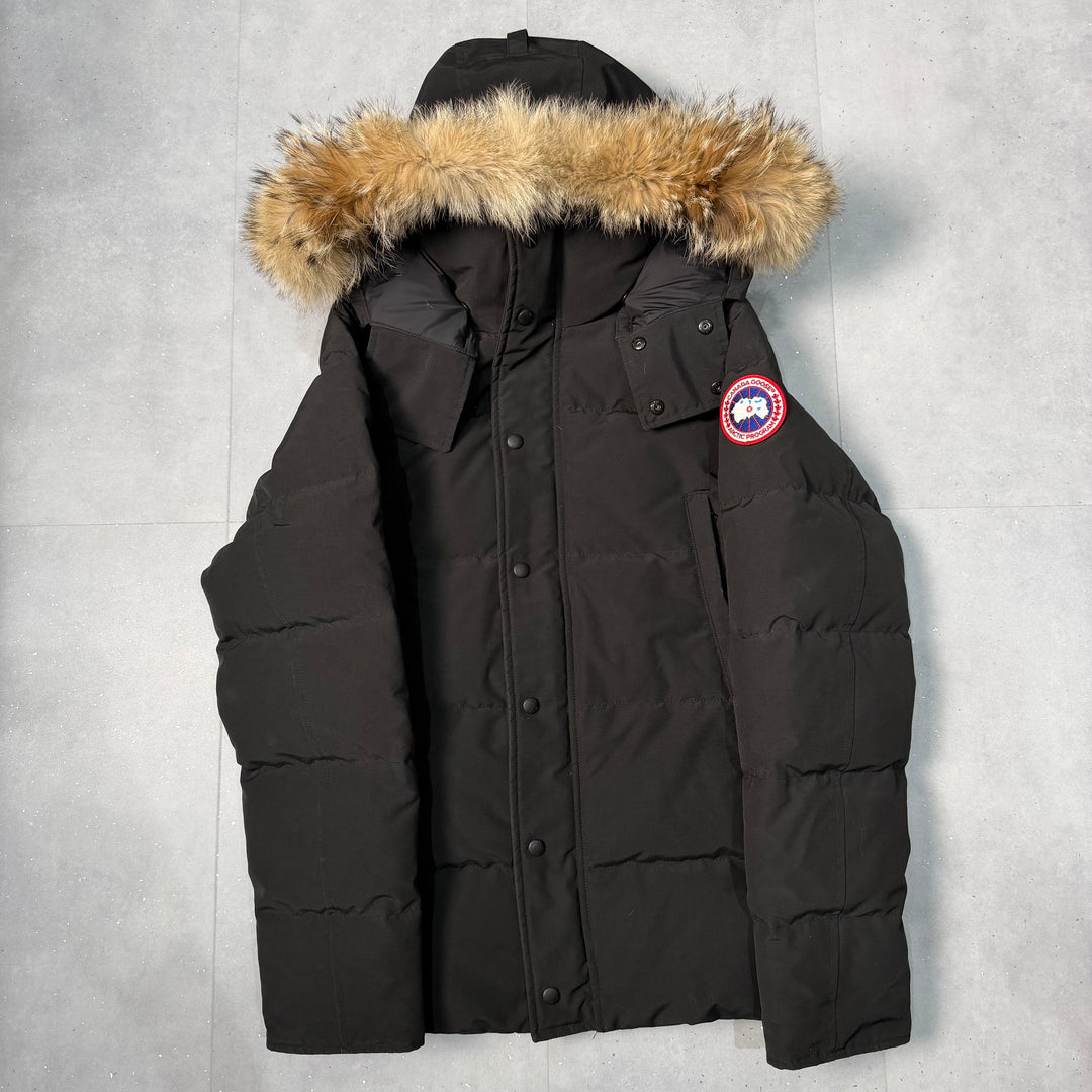 Wyndham Parka Black ( M )