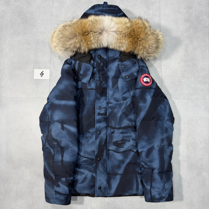 Wyndham Parka Blue Abstract ( L )