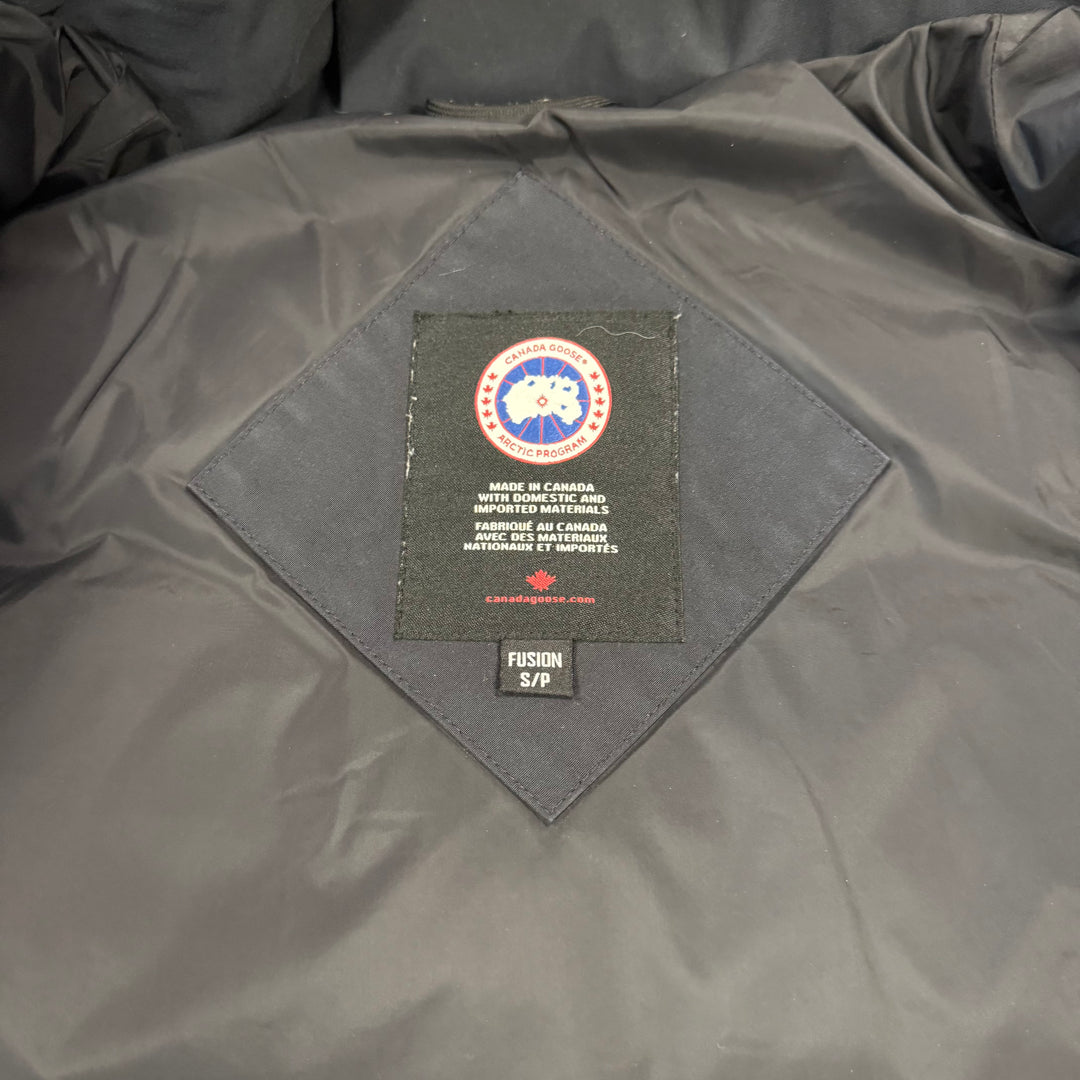 Wyndham Parka Navy ( S )
