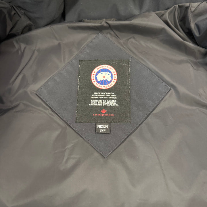 Wyndham Parka Navy ( S )