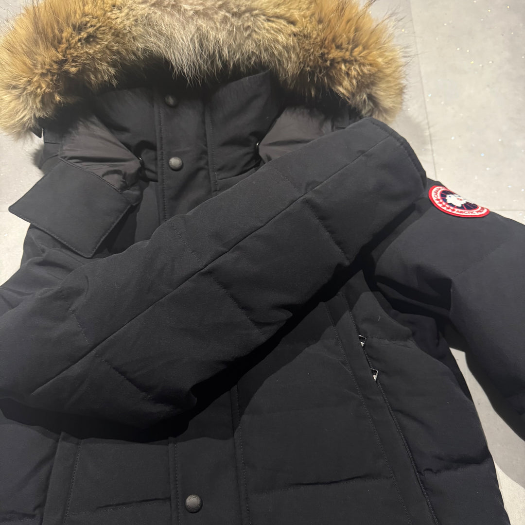 Wyndham Parka Navy - 9.5/10 ( S )