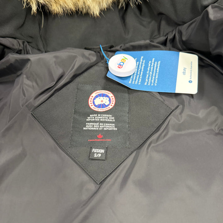 Wyndham Parka Black ( S )