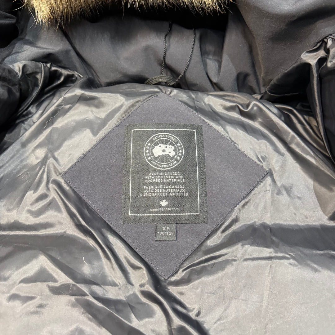 Wyndham Parka Navy ( S )