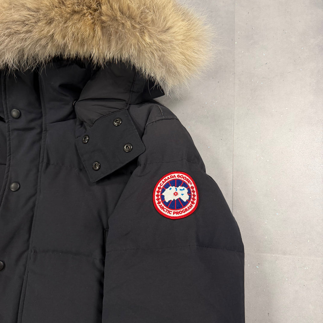 Wyndham Parka Navy ( M )