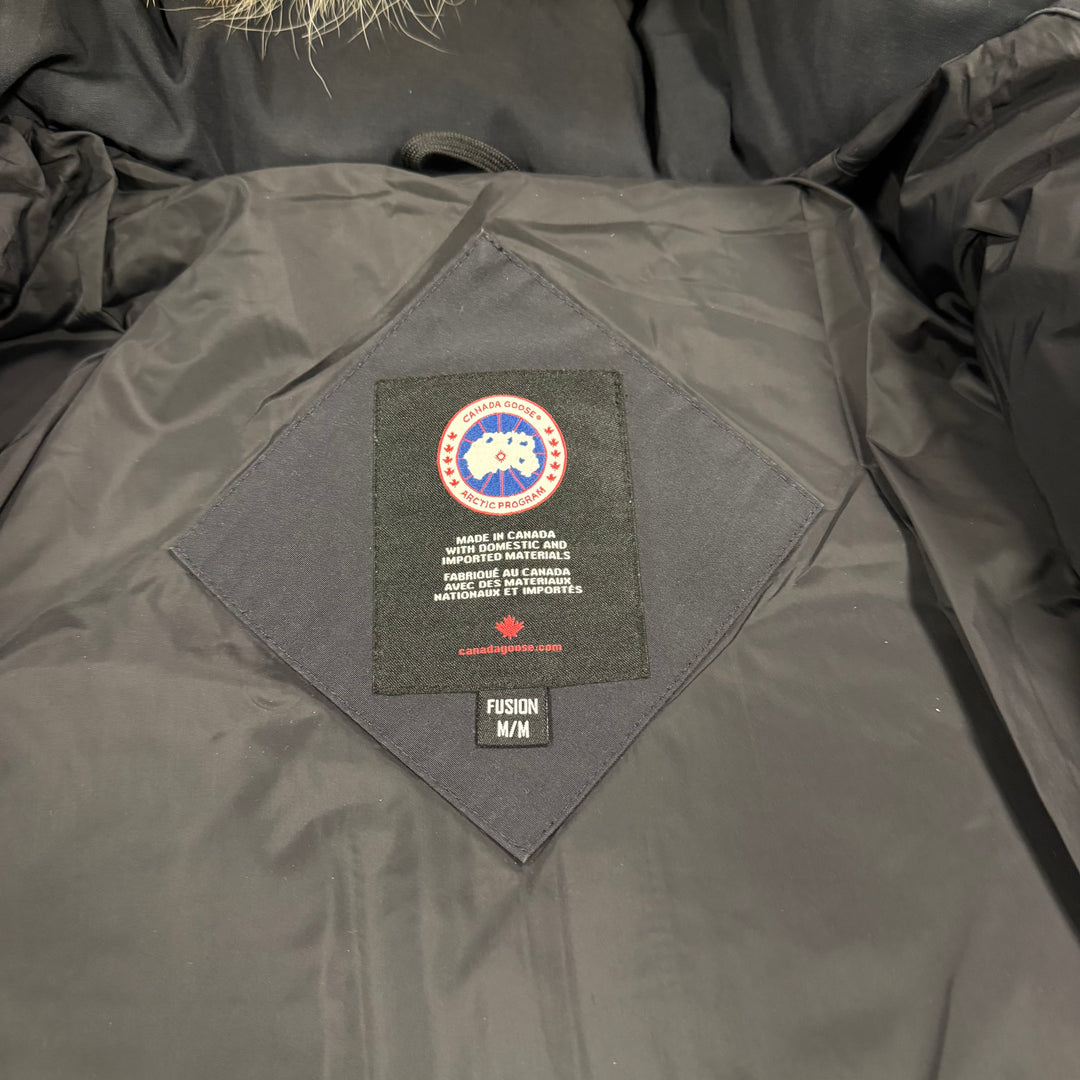 Wyndham Parka Navy ( M )