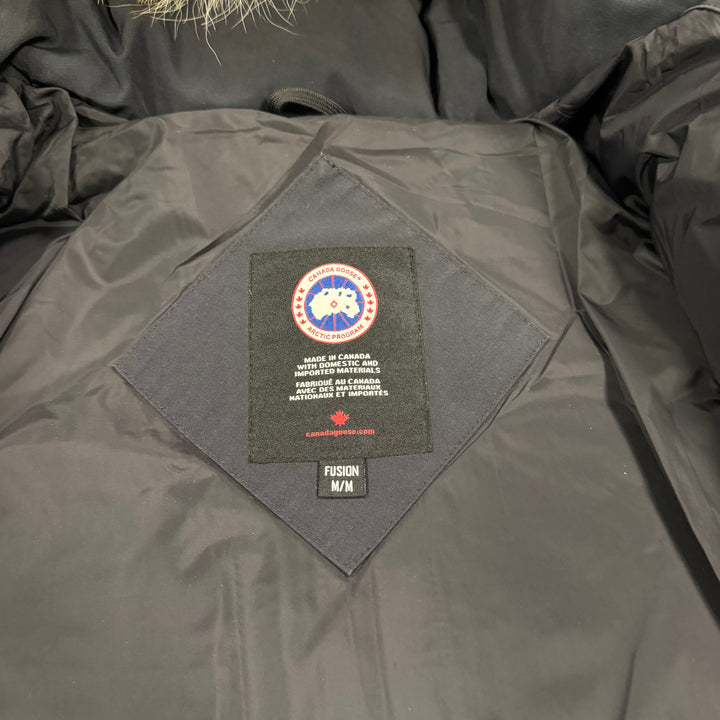 Wyndham Parka Navy ( M )