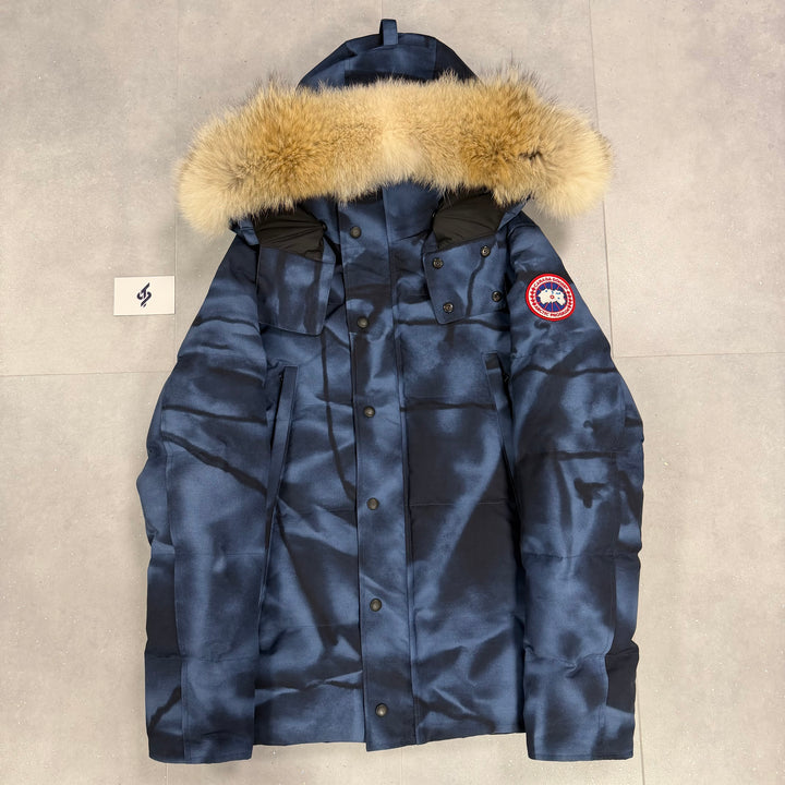 Wyndham Parka Blue Abstract ( S )