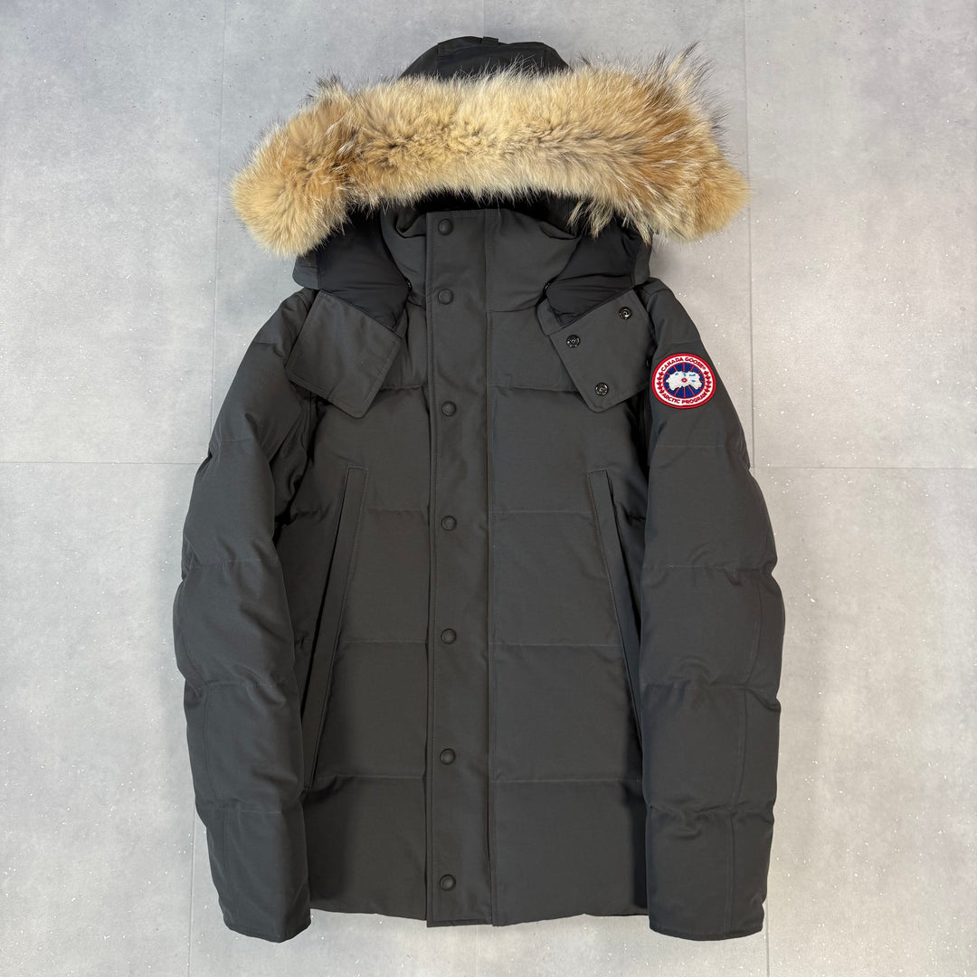 Wyndham Parka Graphite ( XS ) - NEW