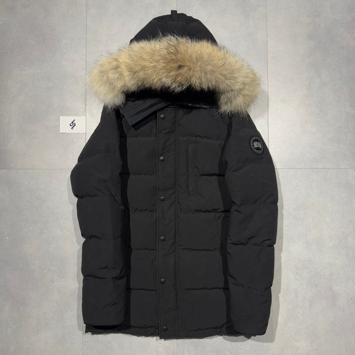 Carson Parka Black - 8.5/10 ( M )