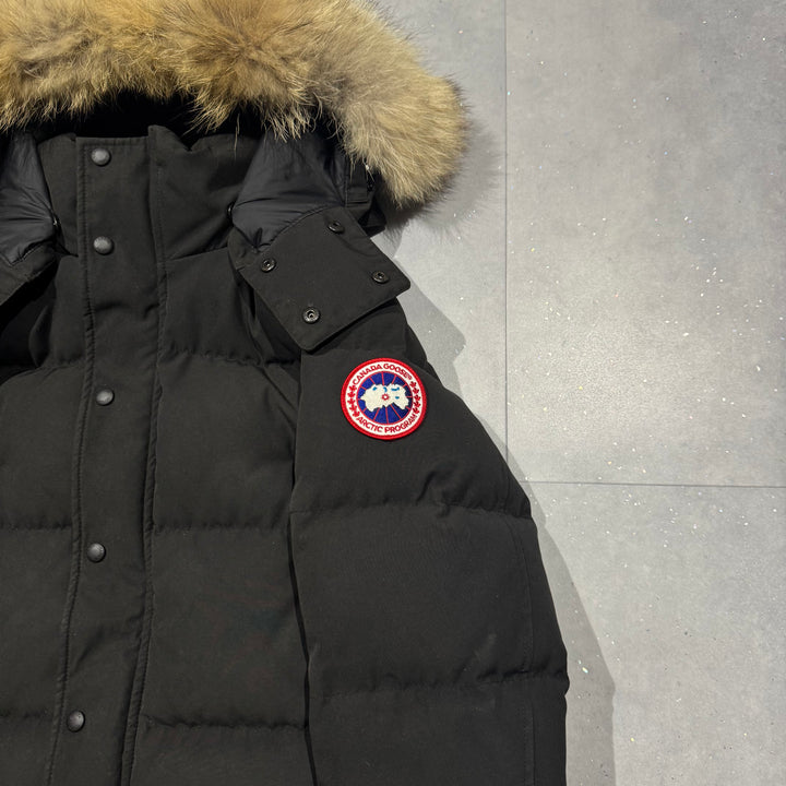 Wyndham Parka Black - 8.5/10 ( M )